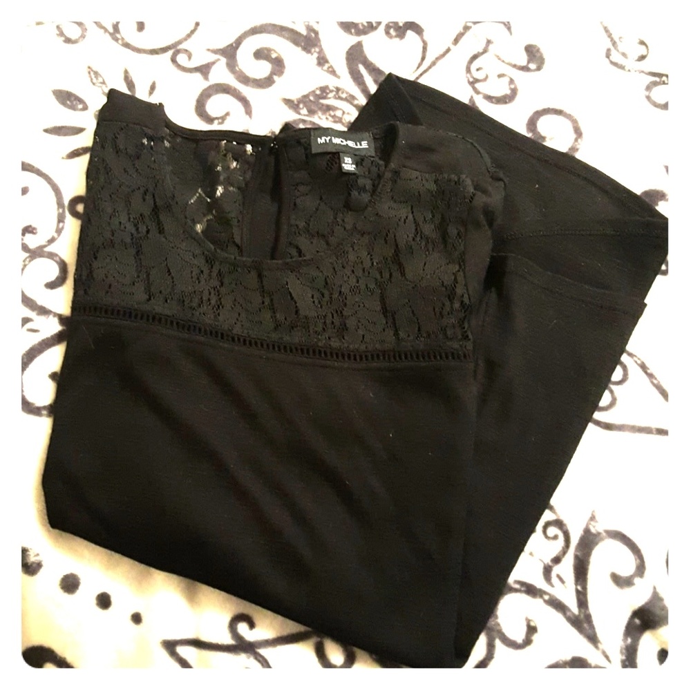 Black shirt